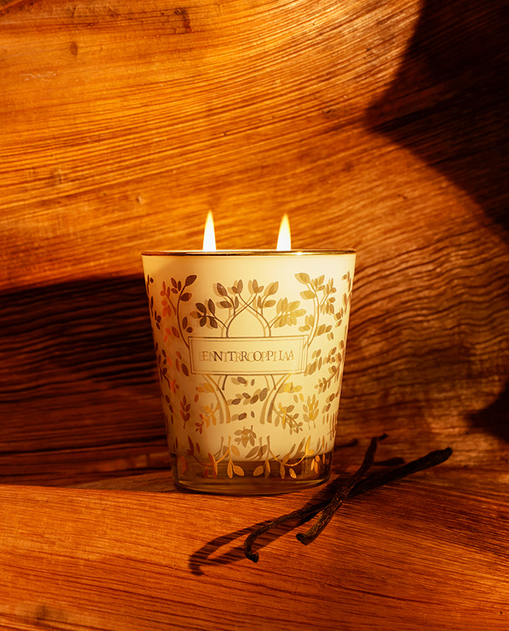 Vela com Ouro Sândalo e Baunilha 240g